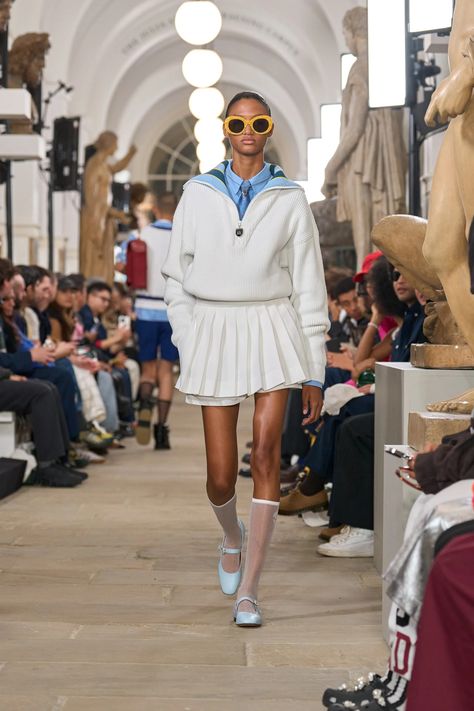 Kent & Curwen Spring 2025 Ready-to-Wear Fashion Show | Vogue Fashion 2025 Trends, Kent Curwen, Trendy Fall Fashion, Lookbook Inspiration, White Tennis Skirt, Fashion Trend Forecast, 2025 Fashion, Coctail Dresses, Spring 2025