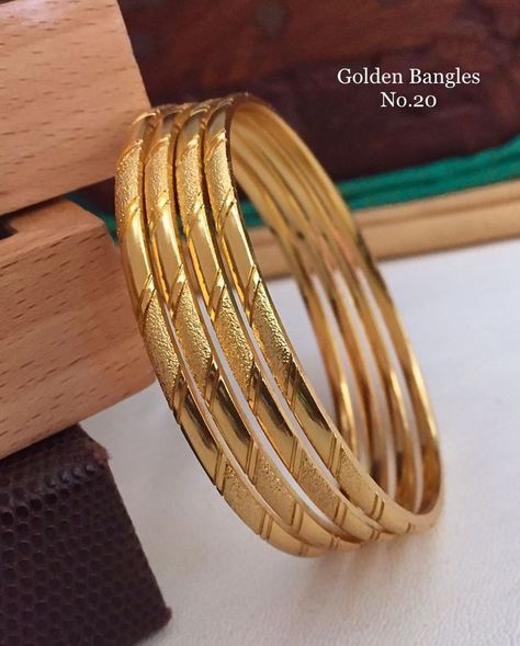 Gold Bangles Design Latest Dubai, Daily Wear Gold Bangles Indian Latest, Plain Bangles Gold, Plain Gold Bangles For Daily Use, Simple Gold Bangles For Daily Use, Bangles Jewelry Designs Gold Daily Use, Bangles Jewelry Designs Gold Latest, Latest Bangles Design Gold, Gold Bangles Design Latest Indian