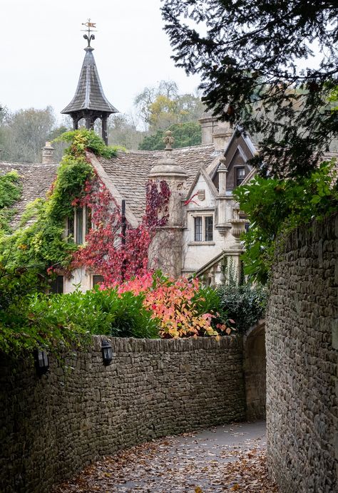 The Manor Hotel in Castle Combe - Lois GoBe / Shutterstock.com Castle Combe England Manor House, Manor House Hotel, Country Living Uk, Castle Combe, Cotswold Villages, Virtual Walk, English Village, Autumn Scenes, England Uk