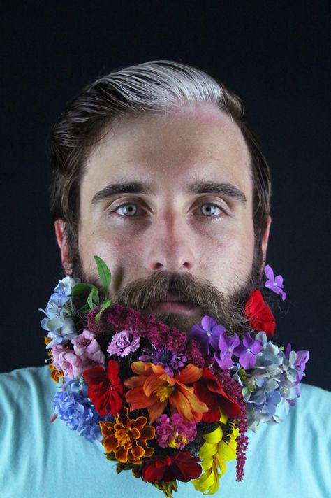 Floral beard Men With Flowers, Beard Decorations, Glitter Beards, Flower Beard, Beard Art, Moustaches, Beard No Mustache, Beard Care, Hair And Beard Styles