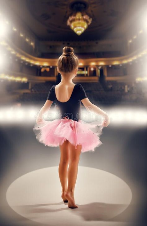 Overcome Insecurities, Ballerina Images, Ballerina Kids, Toddler Dance, Ballet Dance Photography, Foto Kids, Baby Ballerina, Ballet Kids, Ballet Poses