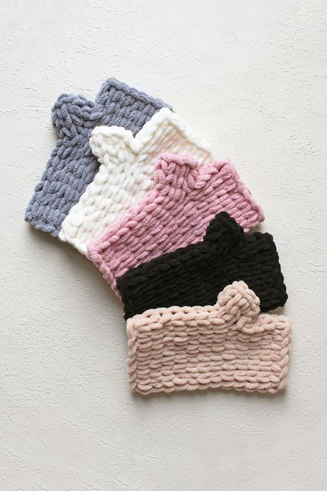 Crochet Baby Mittens, Loopy Yarn, Knit Fingerless Gloves, Hand Knitting Diy, Texting Gloves, Chunky Crochet Blanket, Free Crochet Bag, Crochet Jewelry Patterns, Gloves Pattern