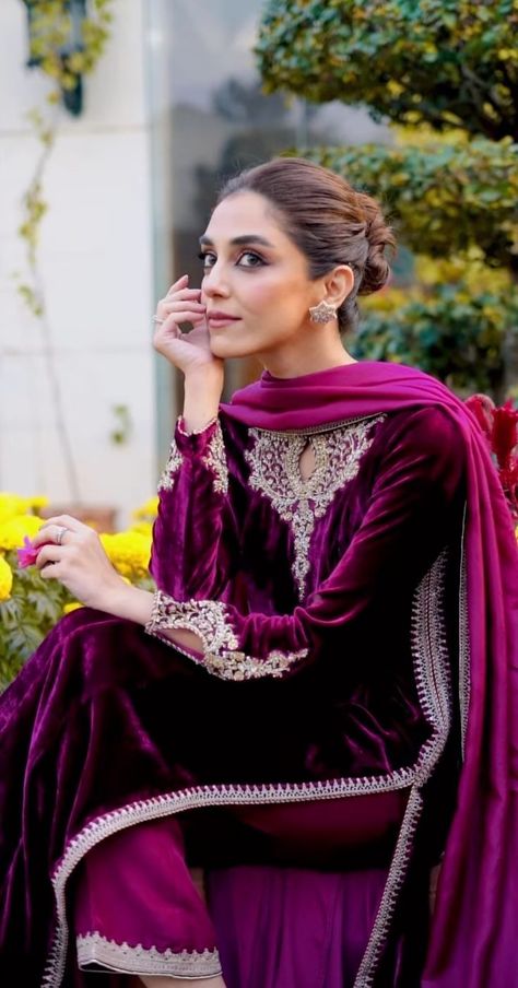 Velvet Dress Designs Pakistani, Velvet Pakistani Dress, Dress Design Pakistani, Velvet Suit Design, Pakistani Party Wear Dresses, Maya Ali, Velvet Dress Designs, Pakistani Fashion Casual, Stylish Short Dresses