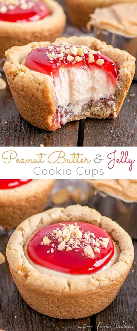 Peanut Butter Jelly Cookies, Cookie Cups Recipe, Jelly Cookies, Dessert Easy, Peanut Butter Desserts, Happy Food, Peanut Butter And Jelly, Oreo Dessert, Peanut Butter Jelly