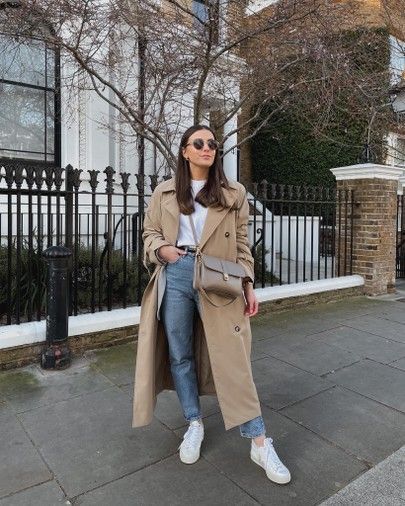 Casual Trench Coat Outfit, Beige Trench Coat Outfit, Trench Coat Outfit Spring, Trench Outfit, Coat Outfit Casual, Outfits Paris, Trench Beige, Thrift Store Outfits, Trench Coat Outfit