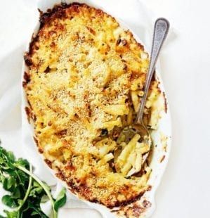 Chicken, mushroom and spinach pasta bake | delicious. magazine Taleggio Cheese, Spinach Pasta Recipes, Creamy Pasta Bake, Macaroni Cheese Recipes, Baked Pasta Recipes, Delicious Magazine, Spinach Pasta, Minced Meat, Macaroni Cheese