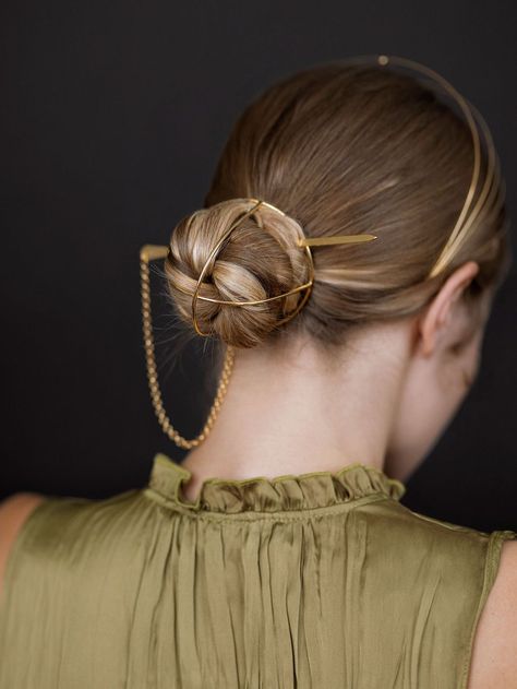 Sleek Bun with Gajra: Traditional Touch to Modern Style
Sleek Bun with Hair Gems: Sparkle and Shine Bun Cage Hair Accessories, Epona Valley, Buns Hairstyles, Hair Aesthetics, 2 Braids, Luxury Hair Accessories, Bridal Handbags, Edgy Accessories, Sleek Bun