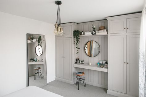 Image By adam Crohill And the Cheltenham House - A Victorian Master Bedroom Renovation. Storage Unit By @Camdenjoinery Victorian Home Renovation, Fitted Wardrobes Bedroom, Bedroom Built In Wardrobe, Bedroom Cupboards, Victorian Bedroom, Fitted Bedrooms, Modern Renovation, Wardrobe Design Bedroom, Bedroom Renovation