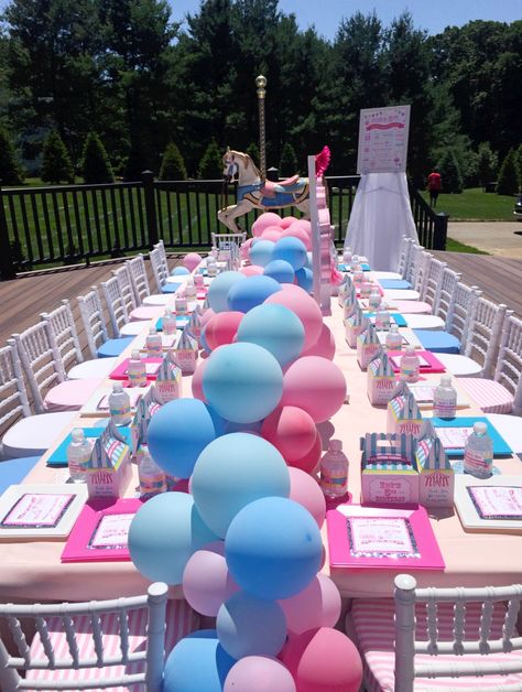 Balloon Runner, Balloon Table Runner, First Birthday Balloons, Gender Reveal Party Theme, Candyland Party, Gender Reveal Decorations, Balloon Centerpieces, Baby Shower Diy, Girl Party