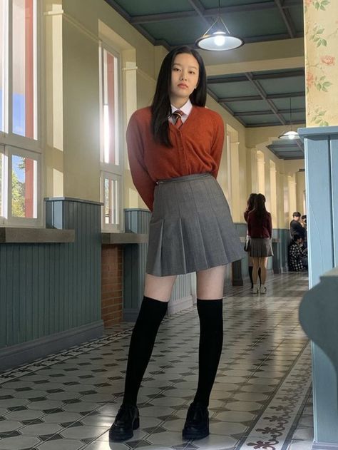 Sujin True Beauty, Kang Sujin, Best School Uniform, Open Pre Order, Park Yoona, Preppy Chic Outfits, Korean Airport Fashion, Beauty Uniforms, School Uniform Fashion