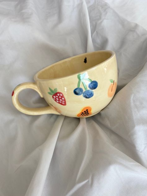 #pottery #painting #paintingpottery #dishitout #matildadjerf #djerfavenue #aestheticfruit Pottery Jar Painting, Fall Pottery Ideas Painting, Cute Pottery Aesthetic, Painted Mug Aesthetic, Pottery Inspiration Aesthetic, Color Me Mine Vase Ideas, Coquette Ceramic Ideas, Easy Painted Pottery Ideas, Fruit Mug Painting