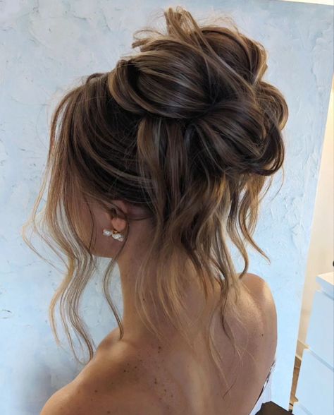 bridesmaid hairstyles Wedding Day Hair Bridesmaids, Cute Updos For Wedding Bridesmaid, Bridesmaid Hairstyles Modern, Up Dos Bridesmaids, Loose Ponytail Bridesmaid Hair, Updo Hair Bridesmaid, Updos For Thick Hair Wedding, Bridesmaids Hairstyles Bun, Bridal Up Hairstyles