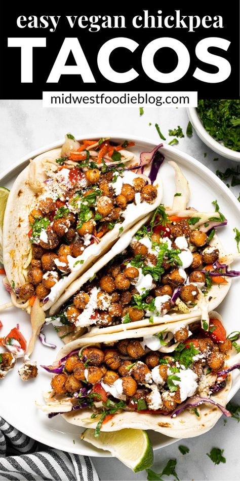 Chickpea Tacos Vegan, Easy Veggie Tacos, Best Vegan Tacos, Chic Pea Tacos, Garbanzo Bean Tacos, Vegitaren Taco Recipes, No Meat Tacos, Mexican Chickpea Recipes, Veggie Tacos Recipes Easy