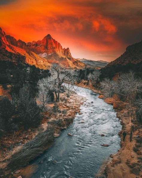 Another day! Another Sunrise! ------------------------------------ 📷 by @neohumanity ••••••••••••••••••••••••••••••••••••••… Spring Theme Wallpaper, Utah Nature, Mount Zion, Theme Wallpaper, Nature Tattoo, Us Road Trip, Utah Photography, Spring Theme, Photography For Beginners