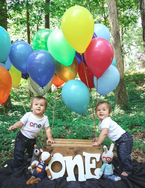 Twins 1st Birthday!! Twins First Birthday Photoshoot, 1 Year Photoshoot Ideas, 1 Year Photoshoot, Twins First Birthday, 1 Year Pictures, First Birthday Photoshoot, Birthday Twins, Mickey 1st Birthdays, Bday Photoshoot