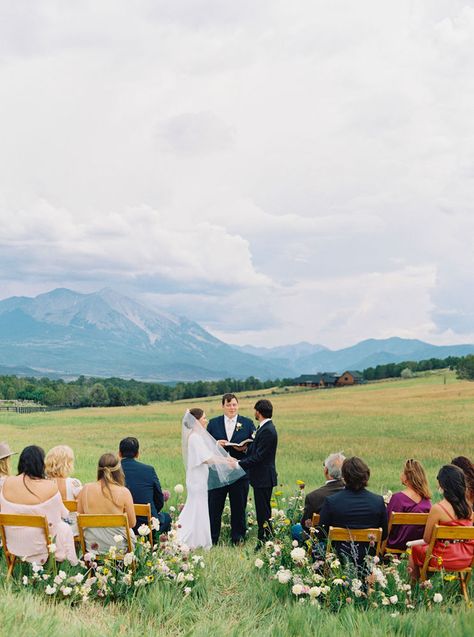 Real Wedding | Jayne + Thomas Prairie Wedding, Field Wedding, Luxury Wedding Photography, Garden Party Wedding, Marriage Life, Tie The Knot, Dreamy Wedding, Mellow Yellow, Fairytale Wedding