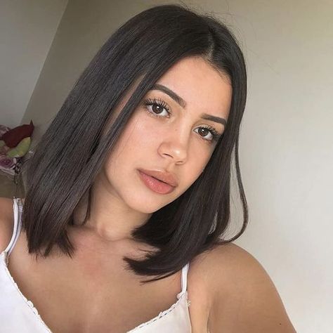 Brown Bob, Hair Inspiration Short, Shot Hair Styles, Shoulder Length Hair Cuts, Haircuts Straight Hair, Medium Hair Cuts, Shoulder Length Hair, Medium Length Hair Cuts, Aesthetic Hair