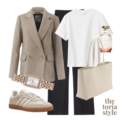 smart casual Monday’s 🫶🏼 save this post for future outfit inspo ✨ be sure to follow @thetoriastyle for daily outfits! 🤍 #dailyoutfitinspo #dailystyleinspo #neutralstyling #outfitstyling #lookbook#styleideas #simplestyling #autumnoutfits #autumnfashion #autumnstyling Smart Outfit Women, Monday Outfit For Work, Chic Fits, Monday Outfit, Autumn Chic, Outfits Minimalist, Mode Hijabi, Fall Blazer, Cat Profile