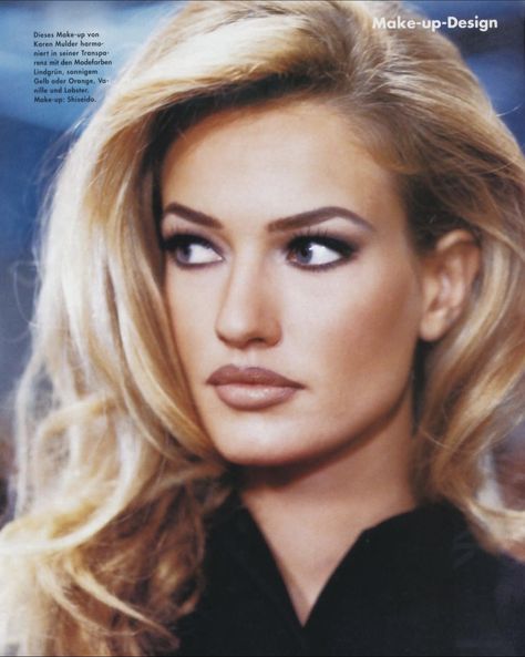 90s Models Makeup, 90’s Makeup, Supermodel Hair, Tatiana Patitz, Bombshell Makeup, Makeup Tumblr, 90s Makeup, Makeup Hairstyles, Lustrous Hair