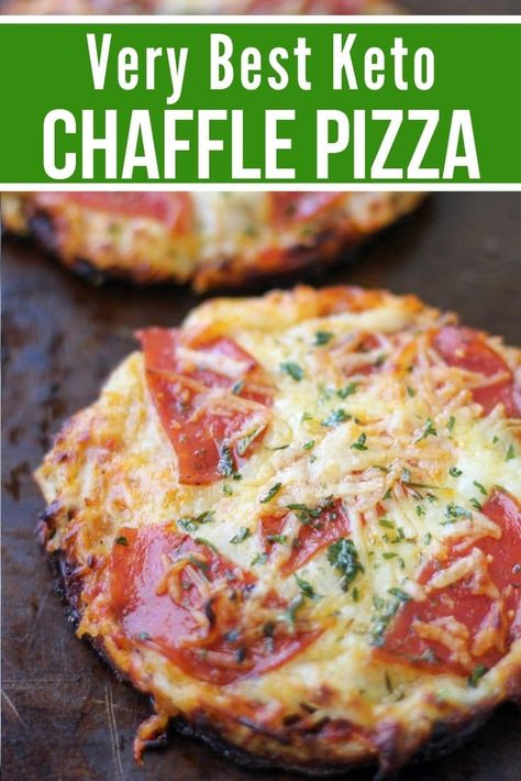 Baked Pepperoni, Chaffle Pizza, Italian Pie, Keto Pizza Recipes, Low Carb Pizza Recipes, Resep Pizza, Low Carb Marinara, Keto Chaffle, Cheese Tomato