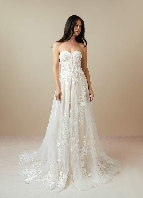 Hi! I've shared my package tracking information with you. Come and check it right now! Fairytale Wedding Dress, Wedding Dresses Diamonds, Ethereal Wedding Dress, Chapel Train Wedding Dress, Fairy Wedding Dress, Garden Wedding Dresses, White Champagne, Fairy Tale Wedding Dress, Wedding Dress Lace