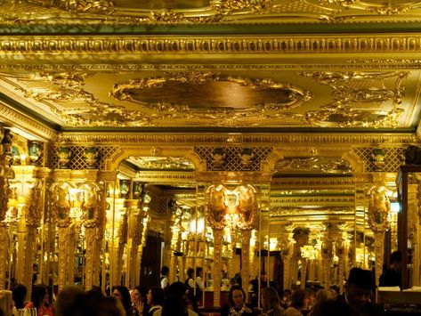 ornate detailing in Oscar Wilde Lounge Cafe Royal Hotel Cafe Royal London, Lounge Cafe, My 40th Birthday, Cafe Royal, Tea Cafe, Royal Hotel, After Christmas, Oscar Wilde, Cocktail Bar