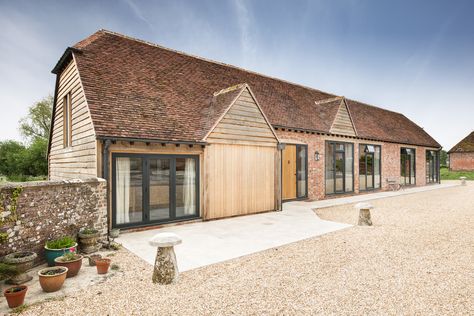 Barn Conversion, Dorset - Country - Exterior - Hampshire - by Pell-Stevens Architects | Houzz UK Barn Exterior Ideas, Barn Conversion Exterior, Converted Barn Homes, Barn House Conversion, Barn Conversion Interiors, Country House Exterior, Barn Conversions, Bungalow Renovation, Barn Renovation