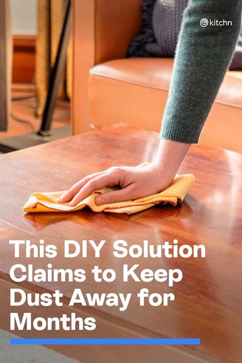 Deep Cleaning House, Dusting Spray, Homemade Cleaning Supplies, Easy Cleaning Hacks, Diy Cleaning Solution, Homemade Cleaning Solutions, Apartment Decoration, Diy Cleaning Hacks, Diy Home Cleaning