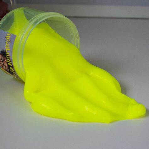 Texture This is thick jelly slime with neon yellow color Scent Orange Blossom Play Level Advanced Fun Slime, Types Of Slime, Sticky Slime, Jelly Slime, Playing With Slime, Instant Snow, Essential Oil Fragrance, Baby Oil, Dry Clay