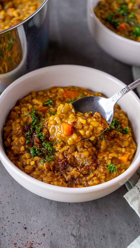 Arabic Lentil Soup - Cooking Like Kate Smitten Kitchen Lentil Sausage Soup, Caribbean Lentil Soup, Pork And Lentils, Menstrual Phase Soup, Arabic Lentil Soup Recipe, Arab Recipe, Aleppo Pepper Recipes, Lentil Soup With Kale, Middle Eastern Lentil Soup