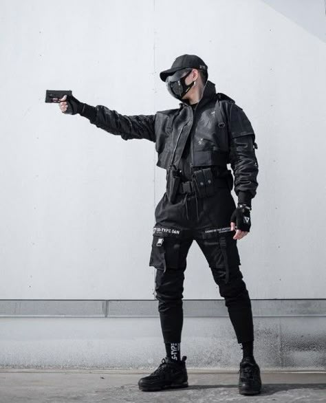 Cyberpunk Winter Outfit, Mercenary Outfit Men, Techware Fashion Male, Tech Wear Aesthetic Men, Guy Hoodie Aesthetic, Assassin Outfit Male, Techwear Aesthetic Men, Post Apocalyptic Outfit Male, Techwear Harness