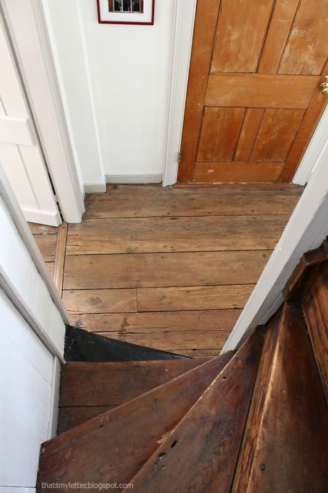 A foyer makeover in an antique farmhouse. See how a little paint can transform a space and enhance the historical beauty of 300 year old wood floors. #foyermakeover #farmhouse #primitivehome Old Farmhouse Renovation, Foyer Makeover, Antique Wood Floors, Cottage Stairs, Farmhouse Stairs, Cottage Woods, Old Wood Floors, Painted Wood Floors, Stairs Makeover