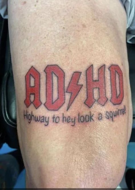 38 Funny Pics and Memes to Click Away Boredom - Funny Gallery Tattoo Memes, Funny Tattoos, Mötley Crüe, Little Tattoos, Tattoo Design Drawings, Creative Tattoos, Pretty Tattoos, Thigh Tattoo, Shoulder Tattoo