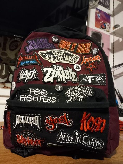 Metalhead backpack with patches Doodles On Backpack, Backpack With Pins And Patches, Backpack Patches Aesthetic, Backpack With Patches And Pins, Metalhead Backpack, Drawing On Backpack, Backpacks With Patches, Backpack Customization, Decorating Backpack