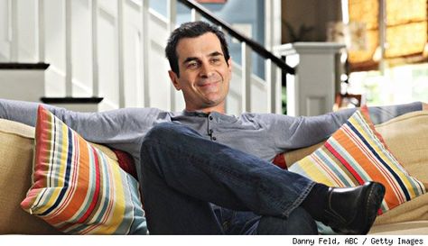 Ty Burrell Phil Dunphy, Tv Dads, Favorite Tv Characters, Real Estate Humor, Real Estate Quotes, Dad Quotes, Tv Characters, Parenting Humor, Dad Jokes