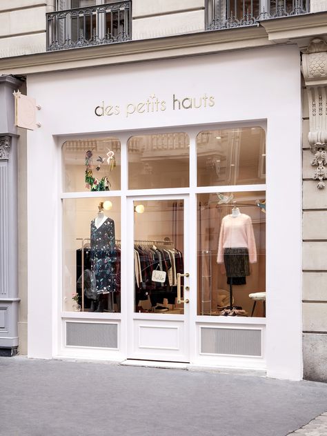 “We love to work with pale pink in our interior projects and outside as well,” says Hélène Pinaud and Julien Schwartzmann of design firm Heju. “We used Farrow & Ball’s Setting Plaster on the façade of our latest shop project in Paris . It’s soft, bright, and matches the Haussmann stone perfectly.” Fashion Shop Interior, Store Exterior, Butik Design, Clothing Store Interior, Clothing Store Design, Store Design Boutique, Storefront Design, Boutique Decor, Shop Window Design