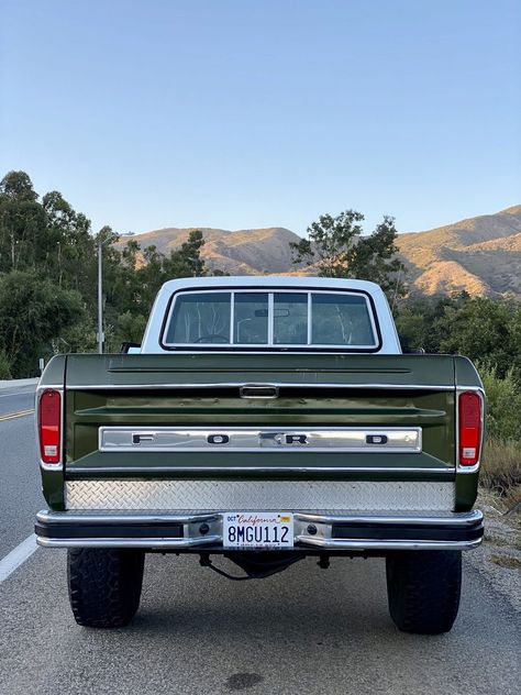 Ford Highboy, Old Ford Trucks, Classic Ford Trucks, Pick Up Truck, Classic Pickup Trucks, Old Fords, Classy Cars, Ford Pickup, Pretty Cars