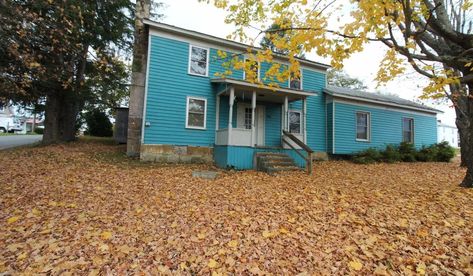 Under $75K Thursday ~ c.1846 Home For Sale in Union, WV $75,000 - OLD HOUSE CALLING Cheap Property For Sale, Parkersburg Wv, Historic Homes For Sale, Wood Mantel, Wood Walls, Wood Mantels, The Staircase, Living Room Area, Aging Wood