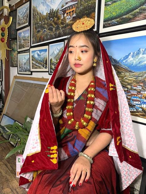 Nepal Clothing, Chinese Fancy Dress, Nepal Culture, Dressing Sense, Cute Couple Cartoon, Folk Dresses, Brown Girl, Girls Illustration, Blackpink Fashion