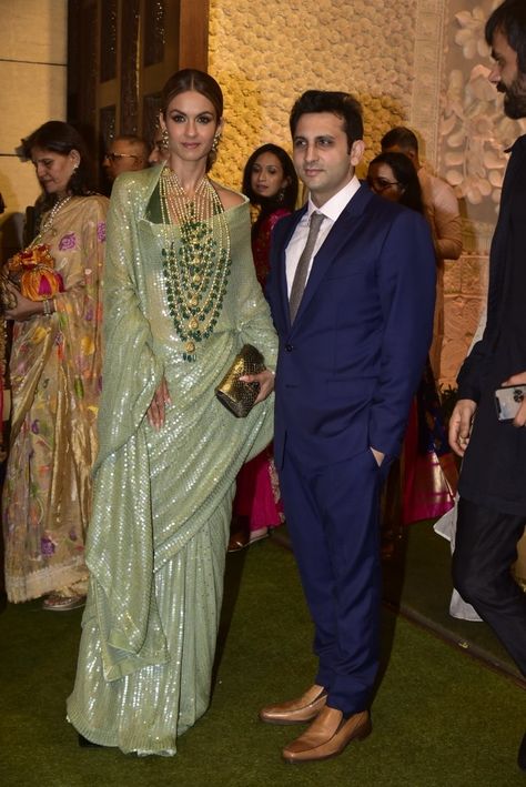 All the Bollywood stars spotted at the Ambanis' Ganesh Chaturthi 2019 celebrations | Vogue India Rekha Saree, Saree Green, Ganesh Puja, Sister Poses, Bollywood Pictures, Vogue India, Indian Bridal Fashion, Bridal Fashion Jewelry, Ganesh Chaturthi