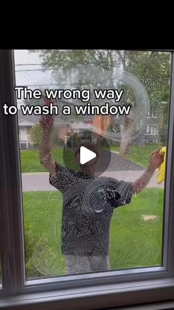 FG House Cleaners on Instagram: "Ever wonder how to clean windows like a pro? Watch this video to see the common mistakes and learn the correct technique for streak-free, sparkling windows! 🧼✨
Happy cleaning 🧽😘
.
.
.
.
.
.
.
.
.
#housecleaner #housecleaning #deepcleaning
#cleaningservices #sanfrancisco #sanmateocounty #fghousecleaners #viralvideos #viral #viralreels #hacks #lifehacks #cleaningtips #cleaninghacks  #bakingsoda #howto #smartsolutions #trythis  #satisfying #deepcleaninghacks #viralhack #freshflowers #bleach #homedecor  #homesweethome #homestyle #interior #interiorinspiration" Window Cleaner Streak Free, Satisfying Cleaning, Clean Windows, Deep Cleaning Hacks, Cleaning Videos, Cleaning Motivation, Clear Windows, Smart Solutions, The More You Know