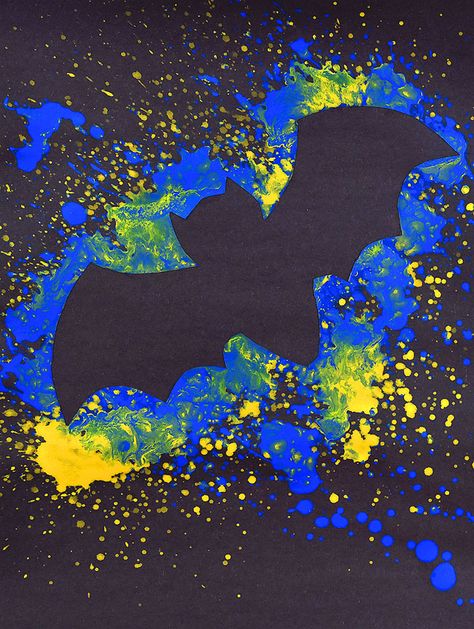 This splatter paint bat artwork is SO FUN to make! Using dollar store spray bottles and washable paint you can quickly make really awesome silhouette artwork of bats in the night sky! This is such a fun craft for kids and a great Halloween project! Such a fun way to learn about negative space at home or in the classroom. Bat Artwork, Splatter Paint Canvas, Batman Signal, Silhouette Artwork, One Little Project, Chalk Stencils, 2023 Ideas, Messy Crafts, Splatter Art