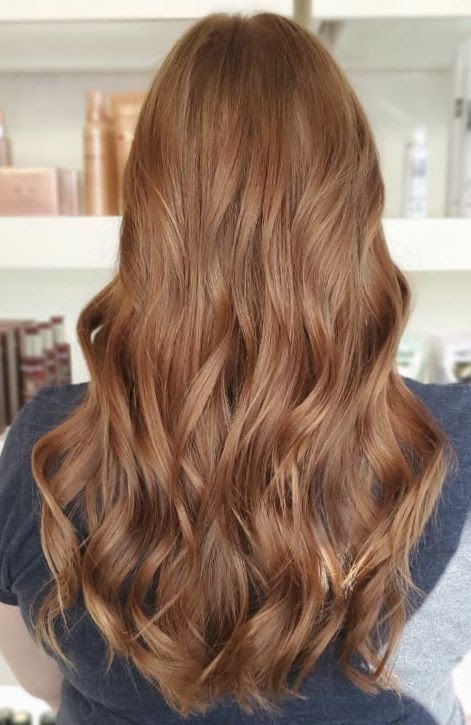 Layered Honey Brown Hair, Honey Brown Hair Solid Color, Light Auburn Brown Hair Color, Cool Caramel Hair, Light Brown Auburn Hair Color, Light Brown Cooper, Auburn Light Brown Hair, Dark Reddish Blonde Hair, Cinnamon Blonde Hair Color