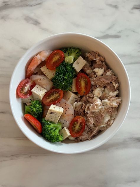 Tofu Tuna, Food Inspo Aesthetic, Low Cal Dinner, Low Cal Recipes, Tuna Recipes, Small Meals, Food Inspo, Low Cal, Pretty Food