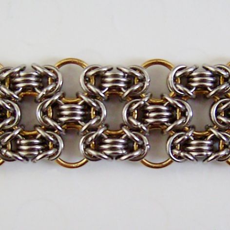 Chainmaille Jewelry Patterns, Chainmaille Tutorial, Jump Ring Jewelry, Mail Ideas, Chainmail Jewelry, Handmade Jewelry Ring, Chainmaille Bracelet, Chain Maille Jewelry, Wide Cuff Bracelets