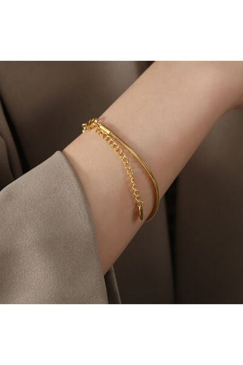 18K Gold-Plated Minimalist Bracelet https://fitggins.com/products/18k-gold-plated-minimalist-bracelet FITGGINS #Hot Minimalist Bracelet, Understated Elegance, Chain Lengths, Sleek Design, Care Instructions, Gold Bracelet, 18k Gold, Everyday Wear, Gold Plate