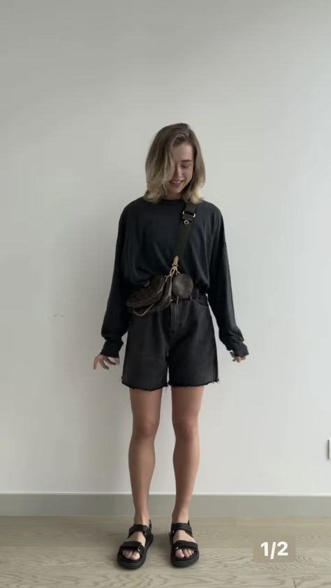 Vendor Outfit Ideas, All Black Outfits Summer, Outfit Ideas Curvy Body Types, Hipster Summer Outfits, Summer Outfits Dark, Summer Black Outfits, All Black Summer Outfits, Summer Outfits Work, Edgy Capsule Wardrobe