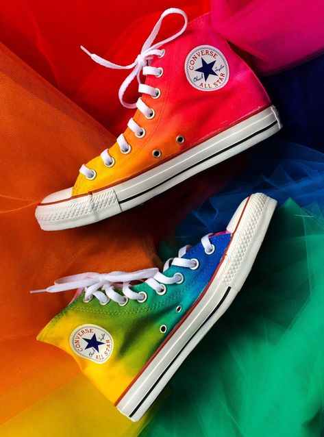 Taste the rainbow with these custom dyed Converse! #converse Custom Converse High Tops, Tie Dye Converse, Rainbow Converse, Custom Converse Shoes, Mode Converse, Cool Converse, Color Converse, Baskets Converse, Mode Shoes