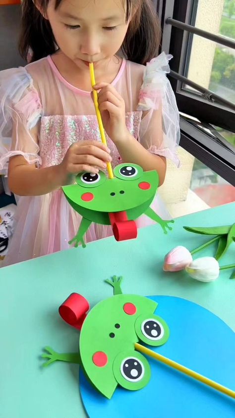 Mainan Diy, Kraftangan Prasekolah, Kids Handicraft, Kraf Kertas, Aktiviti Kanak-kanak, Frog Crafts, Toddler Arts And Crafts, Hairstyles Kids, Kraf Diy