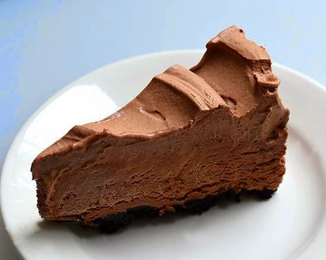 Mad About Maida: Frozen Chocolate Mousse Frozen Chocolate Mousse, No Bake Chocolate Cheesecake, Biscuits Graham, Coffee Cheesecake, Chocolate Cheesecake Recipes, Oreo Crust, Frozen Chocolate, Rich Desserts, Favorite Dessert Recipes